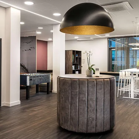 Hotel apartamentowy Elaya